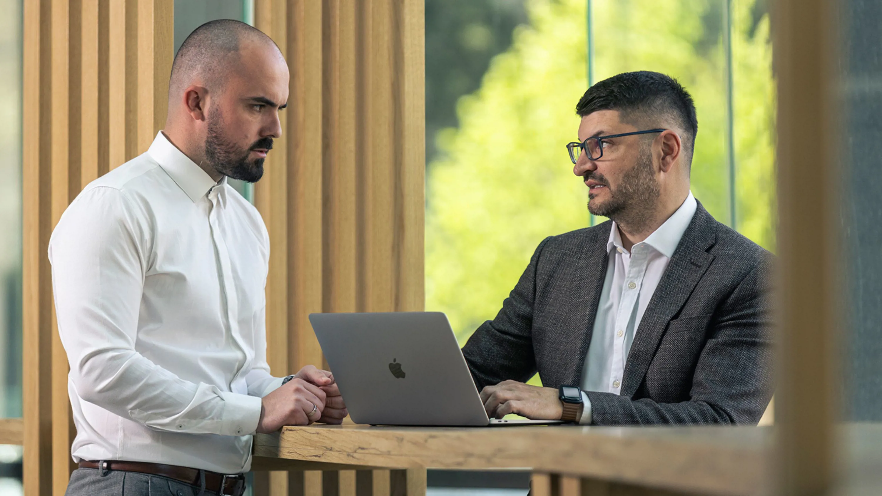 معرفتنا واسعة في المجال.<br />وشغفنا لا ينضب.<br />